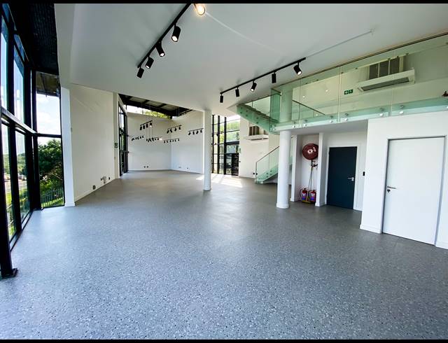 352M² SHOWROOM FOR SALE IN UMHLANGA RIDGE